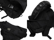 Load image into Gallery viewer, OAKLEY オークリー SLING BAG スリングバッグ ワンショルダーバッグ ナイロン ブラック メタルロゴ 刺繍ロゴ 美品 中古 4b009998