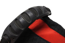 Load image into Gallery viewer, OAKLEY オークリー SLING BAG スリングバッグ ワンショルダーバッグ ナイロン レッド ブラック メタルロゴ 刺繍ロゴ 美品 中古 4b009999