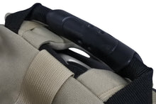 画像をギャラリービューアに読み込む, OAKLEY オークリー Icon Backpack 2.0 アイコン バックパック 2.0 テック ナイロン メタルロゴ ベージュ ブラック 美品 中古 4b010000