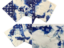 Load image into Gallery viewer, LOUIS VUITTON ルイヴィトン 22SS 半袖Tシャツ RM222M NPG HNY26W サイズM モノグラム ブルー ホワイト ペイズリー柄 総柄 美品 中古 4b010006