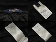 Load image into Gallery viewer, LOUIS VUITTON ルイ ヴィトン トラックパンツ RM231M ニット ナイロン 23SS LV ロゴ モノグラム フェアアイル 美品 中古 4b010012