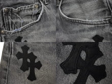 Load image into Gallery viewer, CHROME HEARTS クロムハーツ セメタリー クロスパッチ デニム パンツ リーバイス LEVI`S 501 サイズ31 ブラック 美品 中古 4b010029