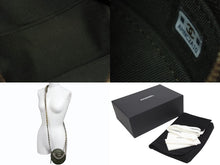 Load image into Gallery viewer, 新品未使用 CHANEL シャネル CHANEL19 ラウンドクラッチ チェーンショルダーバッグ AP0945 ランダム番台 ココマーク ラムスキン 中古 4b010051
