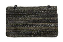 Load image into Gallery viewer, CHANEL シャネル マトラッセ25 Wフラップ Wチェーンショルダーバッグ 10番台 ココマーク ツイード レザー シルバー金具 美品 中古 4b010086