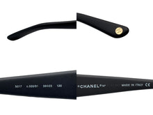 Load image into Gallery viewer, 極美品 CHANEL シャネル サングラス アイウェア 5017 c.555/91 サイズ56◻︎23 120 ココマーク マットブラック 中古 4b010092
