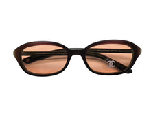 Load image into Gallery viewer, 新品未使用 CHANEL シャネル サングラス アイウェア 5002 c.529/62 サイズ50◻︎17 130 ココマーク 玉虫カラー 中古 4b010094