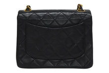 Load image into Gallery viewer, 極美品 CHANEL シャネル ミニマトラッセ17 Sフラップ Sチェーンショルダーバッグ 2番台 ラムスキン ココマーク ブラック 中古 4b010113