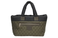 Load image into Gallery viewer, 極美品 CHANEL シャネル コココクーン トート ハンドバッグ 18番台 ココマーク カーキ シルバー金具 中古 4b010180