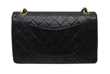 画像をギャラリービューアに読み込む, CHANEL シャネル マトラッセ25 Wフラップ Wチェーンショルダーバッグ 0番台 ラムスキン ココマーク ブラック ゴールド金具 美品 中古 4b010262