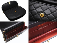 画像をギャラリービューアに読み込む, CHANEL シャネル パリ限定 ミニマトラッセ Wチェーン 23cm ショルダーバッグ ラウンド型 ブラック 美品 中古 4b010263