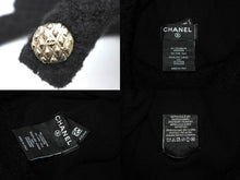 Load image into Gallery viewer, 新品未使用 CHANEL シャネル ココ ネージュ フライトキャップ パイロットキャップ ブラック 25年フェイクファー スウェード 中古 4b010303