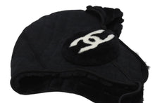 Load image into Gallery viewer, 新品同様 CHANEL シャネル ココ ネージュ フライトキャップ パイロットキャップ AAA429 フェイクファー スウェード 中古 4b010310