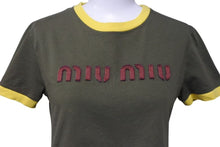 画像をギャラリービューアに読み込む, MIUMIU ミュウミュウ クロップドＴシャツ ロゴ刺繍 MJN519 コットン カーキ サイズXS 美品 中古 4c000250