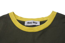 画像をギャラリービューアに読み込む, MIUMIU ミュウミュウ クロップドＴシャツ ロゴ刺繍 MJN519 コットン カーキ サイズXS 美品 中古 4c000250