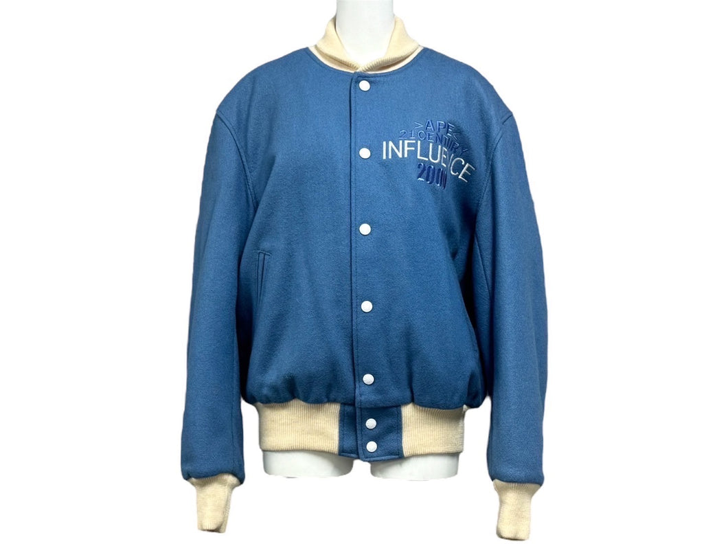 極美品 A BATHING APE × FUTURA アベイシングエイプ フューチュラ スタジアム ジャケット ホワイト ブルー ウール ナイロン ポリエステル M 中古 4c067072