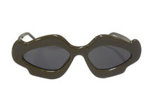 画像をギャラリービューアに読み込む, 新品未使用 LOEWE ロエベ サングラス サイドロゴ LW40109U サイズ52▫︎18 140 イタリア製 ゴールド金具 カーキ 中古 4c067430