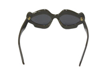 画像をギャラリービューアに読み込む, 新品同様 LOEWE ロエベ サングラス サイドロゴ LW40109U サイズ52▫︎18 140 イタリア製 ゴールド金具 カーキ 中古 4c067431