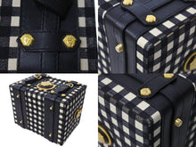 画像をギャラリービューアに読み込む, VERSACE ヴェルサーチ バニティトランク メデューサ ギンガムチェック ヴィンテージ ブラック ホワイト 美品 中古 4c067469