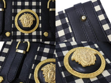 画像をギャラリービューアに読み込む, VERSACE ヴェルサーチ バニティトランク メデューサ ギンガムチェック ヴィンテージ ブラック ホワイト 美品 中古 4c067469