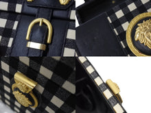 画像をギャラリービューアに読み込む, VERSACE ヴェルサーチ バニティトランク メデューサ ギンガムチェック ヴィンテージ ブラック ホワイト 美品 中古 4c067469