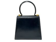 Load image into Gallery viewer, SalvatoreFerragamo サルヴァトーレフェラガモ トップハンドル 2Wayショルダーバッグ ハンドバッグ レザー ブラック 美品 中古 4c067601