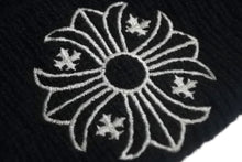 画像をギャラリービューアに読み込む, CHROME HEARTS クロムハーツ WOOL WATCH CAP CHプラス 刺繍 ニットキャップ サイズOS ウール 2238-304-4100 ブラック 美品 中古 4c068350