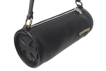 画像をギャラリービューアに読み込む, 未使用 CHROME HEARTS クロムハーツ 筒型バッグ GRINDS ミニセメタリークロスパッチ スクロールラベルリング ブラック 中古 4c068449