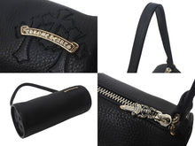 画像をギャラリービューアに読み込む, 未使用 CHROME HEARTS クロムハーツ 筒型バッグ GRINDS ミニセメタリークロスパッチ スクロールラベルリング ブラック 中古 4c068449
