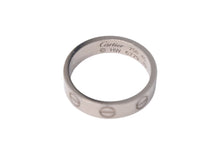 Load image into Gallery viewer, 極美品 Cartier カルティエ ラブリング ウェディング リング 指輪 K18WG 750 ホワイトゴールド B4085100 サイズ45 中古 4c068621