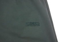 画像をギャラリービューアに読み込む, 新品未使用品 VETEMENTS ヴェトモン BAGGY SWEATPANTS バギースウェットパンツ UA53SP600P サイズXS グリーン 刺繍 中古 4c069348