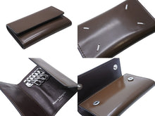 画像をギャラリービューアに読み込む, MAISON MARGIELA メゾンマルジェラ 4ステッチ カーフレザー キーケース S55UA0026 ブラウン 美品 中古 4c069647