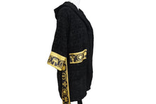 画像をギャラリービューアに読み込む, 新品未使用 VERSACE ヴェルサーチ バロック キッズ バスローブ ZACJYNG01 イタリア製 テスート ブラック イエロー サイズM 4c069723