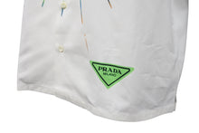 画像をギャラリービューアに読み込む, 新品同様 PRADA プラダ タイムカプセル プリント コットン シャツ ホワイト グリーン メンバー限定 オンライン限定 UCS438 15P8 F0018 S 231 サイズM 中古 4c070464
