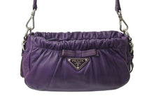 画像をギャラリービューアに読み込む, PRADA プラダ ワンショルダーバッグ ショルダーバッグ トライアングルロゴ イタリア製 レザー パープル シルバー金具 美品 中古 4c071486