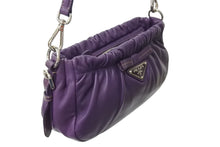 画像をギャラリービューアに読み込む, PRADA プラダ ワンショルダーバッグ ショルダーバッグ トライアングルロゴ イタリア製 レザー パープル シルバー金具 美品 中古 4c071486