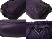 画像をギャラリービューアに読み込む, PRADA プラダ ワンショルダーバッグ ショルダーバッグ トライアングルロゴ イタリア製 レザー パープル シルバー金具 美品 中古 4c071486