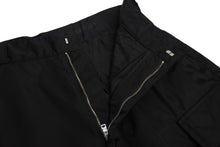 画像をギャラリービューアに読み込む, PRADA プラダ ナイロンカーゴパンツ SPH286 サイズM 21SS トライアングルロゴ 三角ロゴプレート RE-NYLON 美品 中古 4c071538