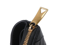 Load image into Gallery viewer, BOTTAGA VENETA ボッテガヴェネタ leather wallet レザー 二つ折り財布 イントレチャートレザー 美品 中古 4c071656