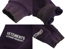 画像をギャラリービューアに読み込む, VETEMENTS ヴェトモン 17AW 刺繍スウェット パーカー プリント コットン パープル WF17TP9 良品 4c071935
