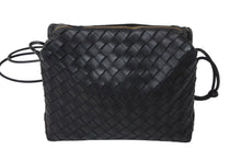 Load image into Gallery viewer, BOTTEGA VENETA ボッテガヴェネタ イントレチャート ショルダーバッグ 723548 ブラック レザー ゴールド金具 美品 中古 4c072472