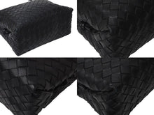 Load image into Gallery viewer, BOTTEGA VENETA ボッテガヴェネタ イントレチャート ショルダーバッグ 723548 ブラック レザー ゴールド金具 美品 中古 4c072472