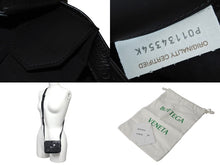 Load image into Gallery viewer, 極美品 BOTTEGAVENETA ボッテガヴェネタ キャンディカセット ショルダーバッグ マキシイントレチャート ブラック P01134354K 中古 4c072838