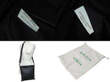 Load image into Gallery viewer, 極美品 BOTTEGA VENETA ボッテガヴェネタ イントレチャート ショルダーバッグ ブラック 276356 レザー ブラック金具 中古 4c073591