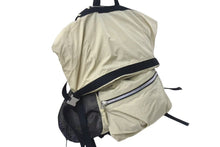 Load image into Gallery viewer, BOTTEGA VENETA ボッテガヴェネタ リュックサック バックパック ベージュ ブラック ナイロン ポリエステル シルバー金具 美品 中古 4c073667