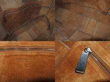 Load image into Gallery viewer, BOTTEGA VENETA ボッテガヴェネタ イントレチャート マキシ アルコ トートバッグ サンドベージュ レザー スウェード シルバー金具 美品 中古 4c073681