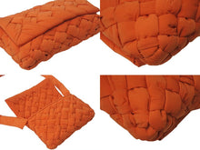 Load image into Gallery viewer, 新品同様 BOTTEGA VENETA ボッテガヴェネタ スモール ランプル メッセンジャー ショルダーバッグ ポリエステル オレンジ 中古 4c073774