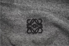 画像をギャラリービューアに読み込む, 極美品 LOEWE ロエベ アナグラム ポロシャツ グレー トップス 長袖 ウール 1159 343 8432 オーバーサイズ サイズM 中古 4c074003