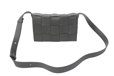 BOTTEGAVENETA ボッテガヴェネタ マキシイントレチャート カセット ショルダーバッグ B09831133V ダークグリーン 美品 中古 4c074131