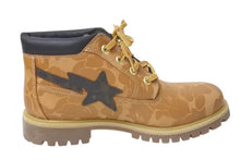 画像をギャラリービューアに読み込む, 極美品 Timberland ティンバーランド BAPE コラボ PREMIUM WATER PROOF CHUKKA BOOTS サイズ27.0cm ベージュ 中古 4c074137
