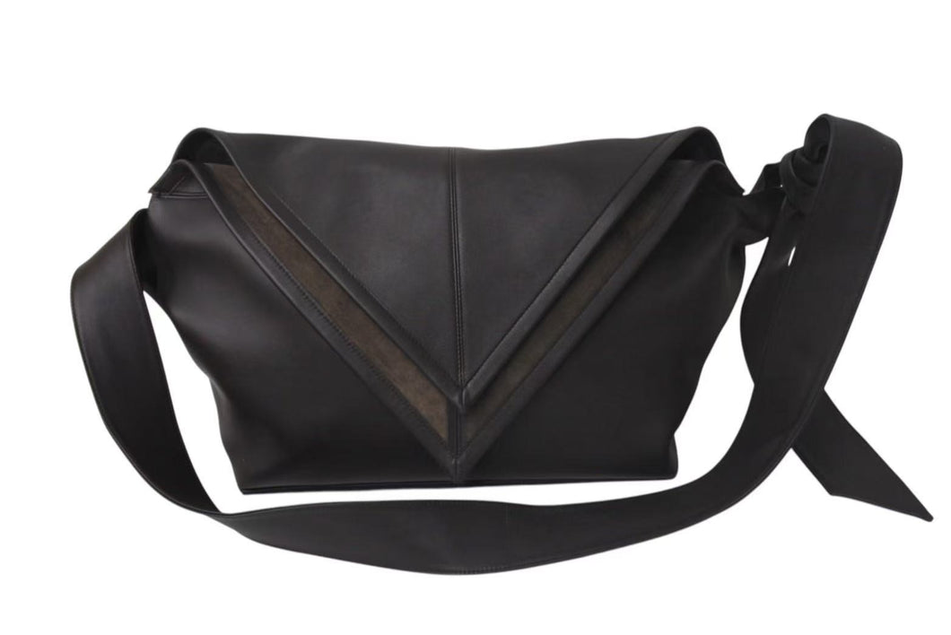 極美品 BOTTEGA VENETA ボッテガヴェネタ SAWYER ソーヤー バッグ フォンデンテ ワンショルダーバッグ ブラウン 中古 4c074198